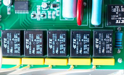 Почему щелкают стабилизаторы напряжения картинка